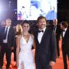 Les époux Javier Bardem et Penélope Cruz (robe Atelier Versace) à la première de "Loving Pablo" au 74ème Festival International du Film de Venise (Mostra), le 6 septembre 2017.