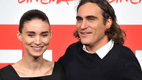 Rooney Mara et Joaquin Phoenix : En couple depuis un an, ils passent un cap...