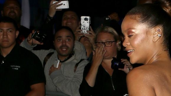 Rihanna : De toute beauté et voluptueuse pour soirée exceptionnelle à New York