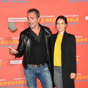 Jean Dujardin et sa compagne Nathalie Péchalat - Avant-première du film "Le Redoutable" au cinéma du Panthéon à Paris, France, le 11 septembre 2017. © Coadic Guirec/Bestimage