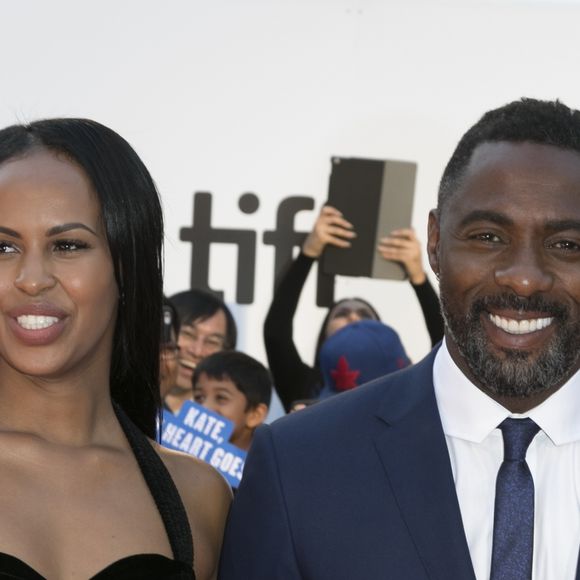 Idris Elba et sa nouvelle compagne Sabrina Dhowre à la première de "The Mountain Between Us" au Toronto International Film Festival 2017 (TIFF), le 10 septembre 2017.
