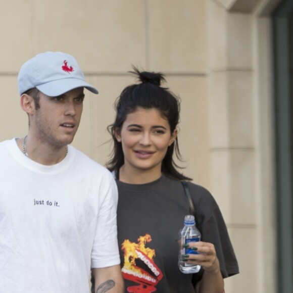 Exclusif - Kylie Jenner dans les rues de Calabasas avec son ami Harry Hudson le 12 septembre 2017