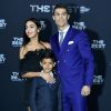 Cristiano Ronaldo, son fils Cristiano Jr et sa compagne Georgina Rodriguez au photocall des FIFA Football Awards à Zurich le 9 janvier 2017.