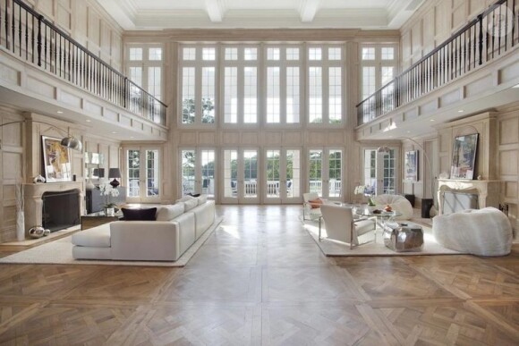 Beyoncé et Jay-Z ont acheté cette superbe maison des Hamptons pour 26 millions de dollars.