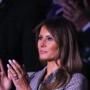 Le prince Harry était installé à côté de Melania Trump lors de la cérémonie d'ouverture de ses 3e Invictus Games, le 23 septembre 2017 à Toronto. Sa compagne Meghan Markle était bien présente, dix-huit rangs derrière.