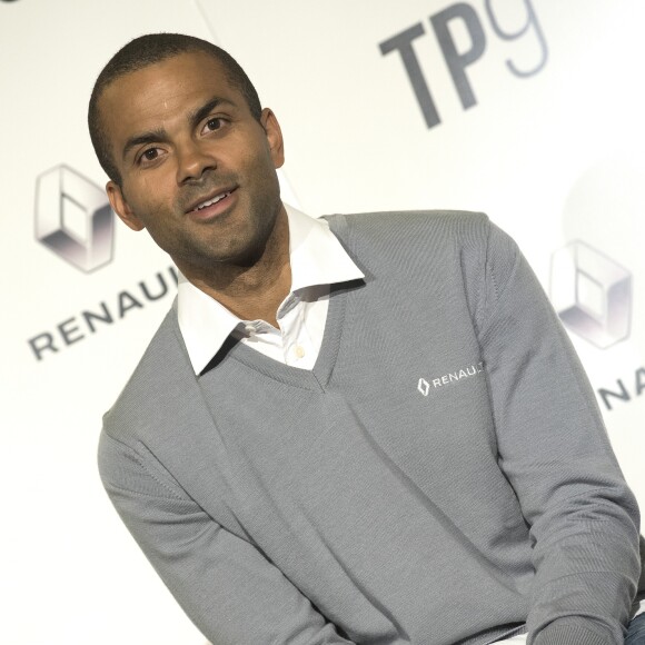 Tony Parker participe à une conférence de presse pour la présentation de la nouvelle campagne du Renault Koleos à Buenos Aires en Argentine le 20 juillet 2017.