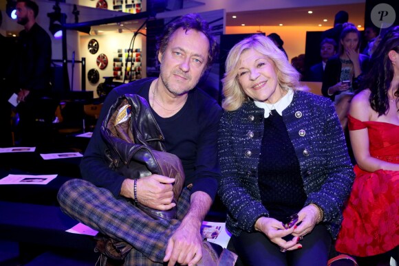 La chanteuse Nicoletta et son mari Jean-Christophe Molinier au défilé de mode printemps-été 2018 "Christophe Guillarmé" à Paris. Le 27 septembre 2017 © CVS-Veeren / Bestimage