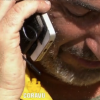 Manu téléphone à ses proches - "Koh-Lanta Fidji" sur TF1. Le 29 septembre 2017.