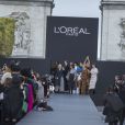 Bianca Balti, Luma Grothe, Maria Borges, Alexina Graham, Neelam Gill, Irina Shayk, Doutzen Kroes, Helen Mirren, Thylane Blondeau, Cheryl Cole, Jane Fonda, Barbara Palvin - Défilé de mode L'Oréal Paris sur l'avenue des Champs-Elysées lors de la fashion week à Paris, le 1er octobre 2017. © Olvier Borde / Bestimage
