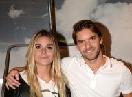 Sophie Tapie souriante et apaisée aux côtés d'Ophélie Meunier et Fleur Pellerin