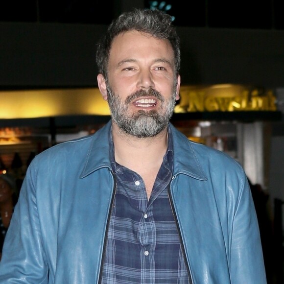 Ben Affleck arrive à l'aéroport JFK de New York le 6 octobre 2017.