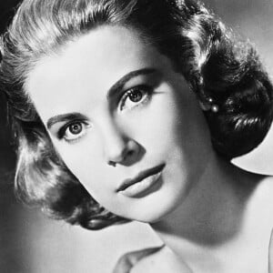 Portrait de Grace Kelly.