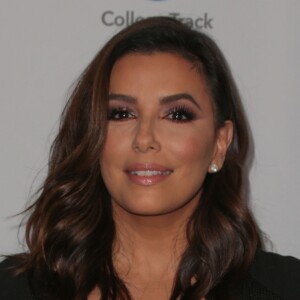 Eva Longoria au dîner caritatif de sa fondation à l'hôtel Four Seasons à Beverly Hills, le 12 octobre 2017.