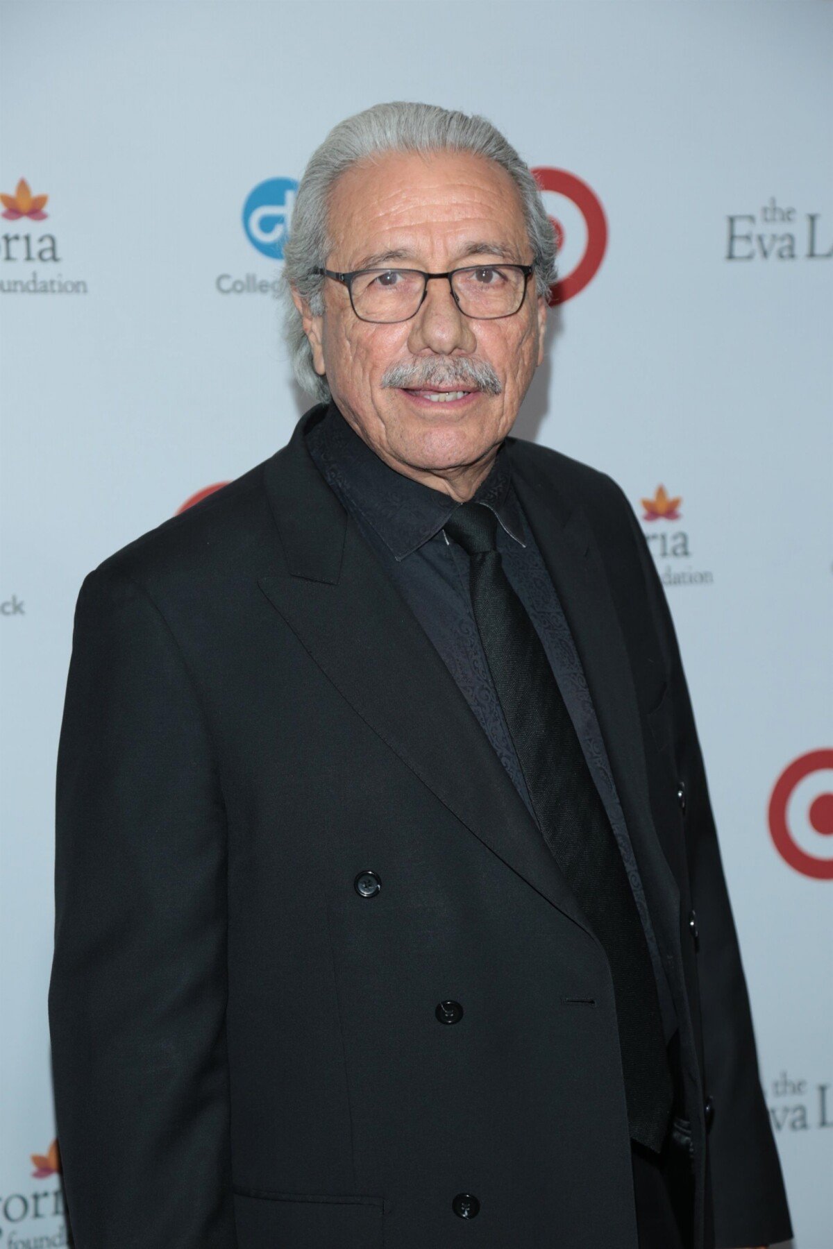Photo Edward James Olmos au dîner caritatif de l'Eva Longoria