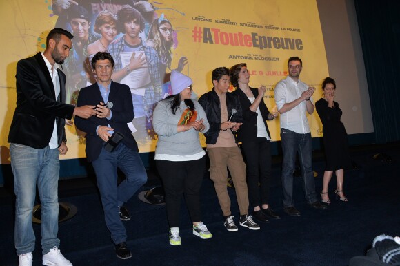 Exclusif - La Fouine (Laouni Mouhid), Marc Lavoine, Melha Bedia, Samy Seghir, Thomas Solivéres, Antoine Blossier (le réalisateur) et Valérie Karsenti - Avant-première du film "A toute épreuve" lors du 3ème Champs-Elysées Film Festival à Paris, le 13 juin 2014.