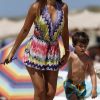 Antonella Roccuzzo et son fils Thiago - Lionel Messi en vacances sur un yacht en famille avec des amis au large de Formentera le 13 juin 2017.