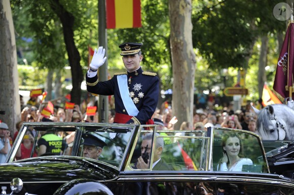 José Maria Corona Barriuso avait tenu à accompagner en personne le roi Felipe VI et la reine Letizia dans la Rolls Royce Phantom IV décapotable utilisé le jour du couronnement de Felipe, le 19 juin 2014 à Madrid. Garde du corps de Felipe depuis les années 1980 et chef de la Sécurité de la Maison royale espagnole depuis 2015, il est décédé en octobre 2017 à l'âge de 64 ans.