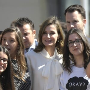 La reine Letizia d'Espagne visite l'école "Segundo Chomon" à Teruel, le 27 septembre 2017.