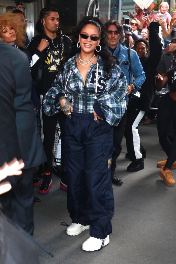 Rihanna arrive au Fenty Pep Rally à New York le 13 octobre 2017.