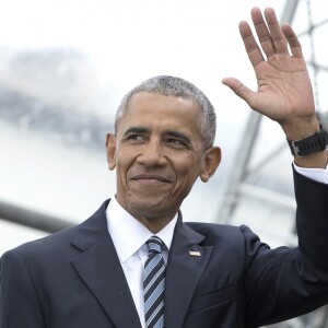 L'ex-président Barack Obama et la chancelière Angela Merkel se retrouvent à l'occasion d'un débat public à Berlin sur l'état du monde le 25 mai 2017