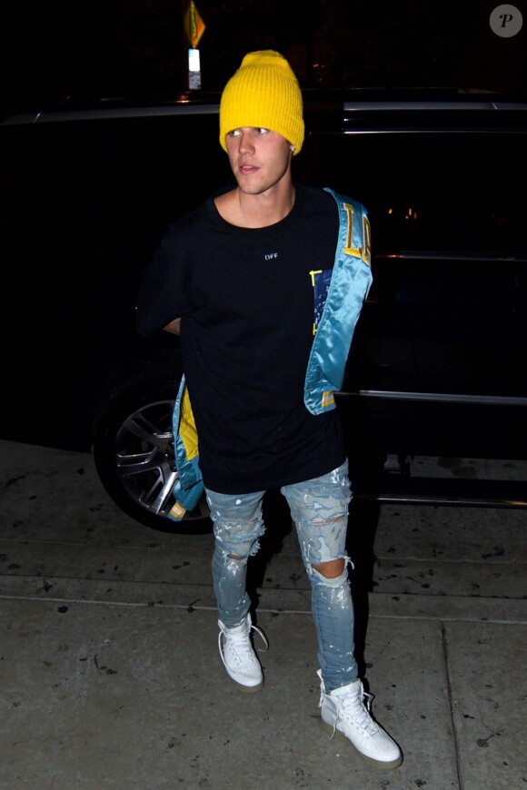Justin Bieber arrive au restaurant Catch pour diner à West Hollywood, le 22 septembre 2017