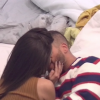 Laura et Alain se rapprochent et finissent par s'embrasser - "Secret Story 11", le 24 octobre 2017.