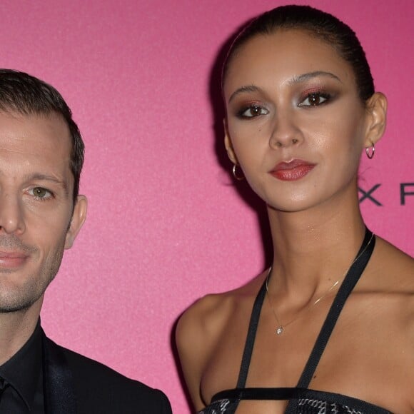 Nicolas Duvauchelle et sa compagne Anouchka Alsif lors du photocall du Victoria's Secret Fashion 2016 au Grand Palais à Paris, France, le 30novembre 2016. © BOV/Bestimage