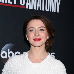 Caterina Scorsone - Les stars de "Grey's Anatomy" réunis pour fêter la diffusion du 300e épisode de la série au restaurant TAO à Hollywood, le 5 novembre 2017.