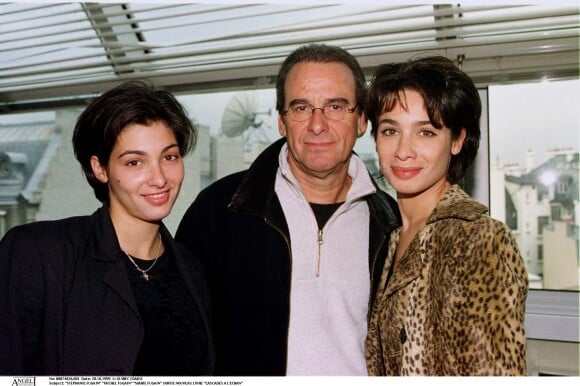 Michel Gugain et ses filles Laurette et Marie à Paris, le 28 octobre 1999.