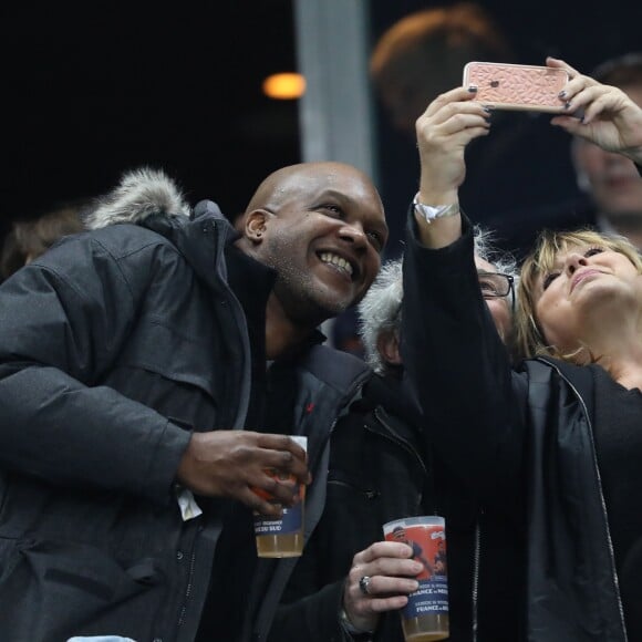 Michèle Bernier au Stade de France le 11 novembre 2017 lors du match de rugby France - Nouvelle-Zélande (18-38), à Saint-Denis.