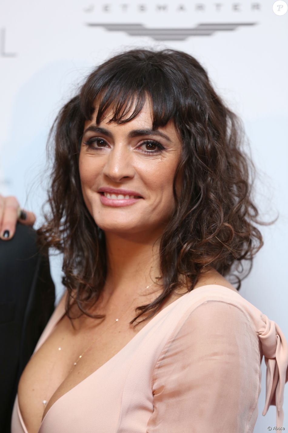 Jessica Lemarie Pires Lors De La Soir e Du Global Gift Gala Held Au jessica-lemarie-pires-lors-de-la-soir-e-du-global-gift-gala-held-au