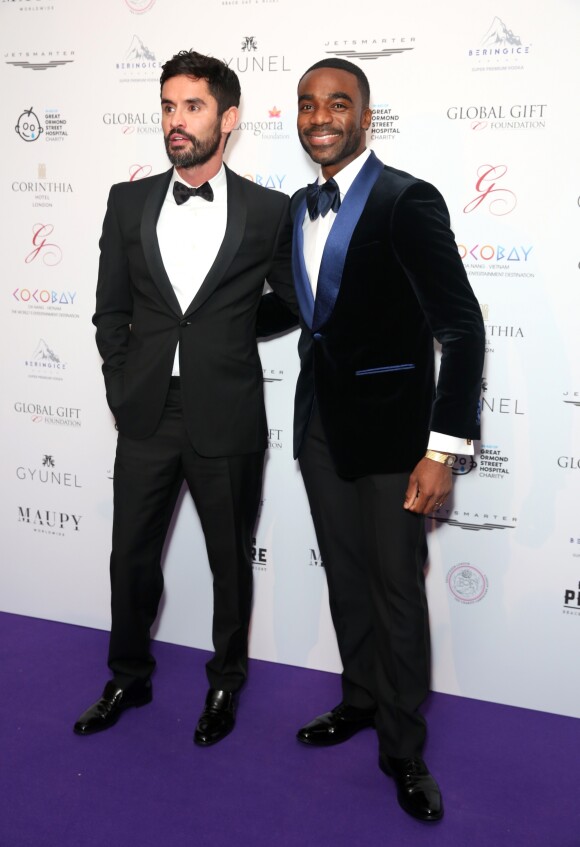 Jean-Bernard Fernandez-Versini et Ore Oduba lors de la soirée du Global Gift Gala held au Corinthia Hotel à Londres le 18 novembre 2017.