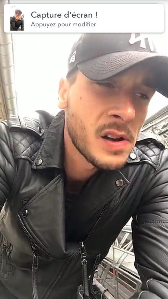 Julien Geloën, chroniqueur de "Secret Story 11", dévoile avoir été victime d'un vol, dimanche 19 novembre 2017, Snapchat