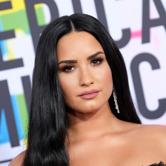 Demi Lovato - American Music Awards 2017 au Microsoft Theater à Los Angeles, le 19 novembre 2017.