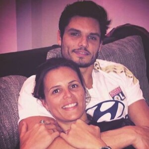 Laure et Florent Manaudou posent ensemble sur Instagram, le 7 mars 2016.