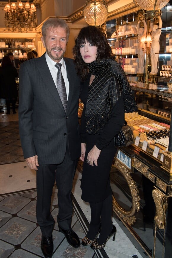 Exclusif - Andrey Dellos (propriétaire du Café Pouchkine) et Isabelle Adjani - Soirée d'inauguration du Café Pouchkine au 16, place de la Madeleine dans le 8ème arrondissement à Paris le 29 novembre 2017. © Julio Piatti/Bestimage