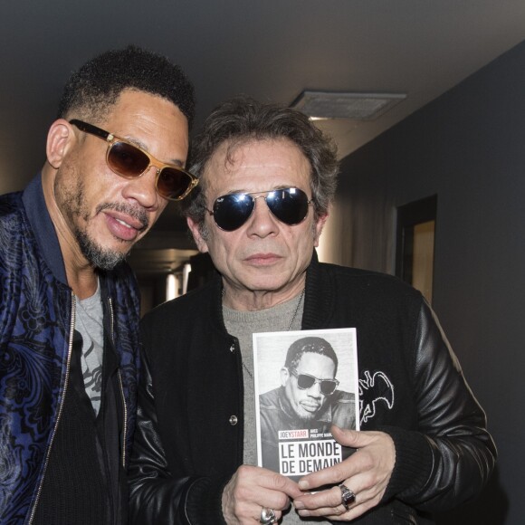 Exclusif - JoeyStarr et Philippe Manoeuvre - JoeyStarr et Philippe Manoeuvre présentent leur livre "Le monde de demain" à Saint-Ouen, le 20 novembre 2017. © Pierre Perusseau/Bestimage