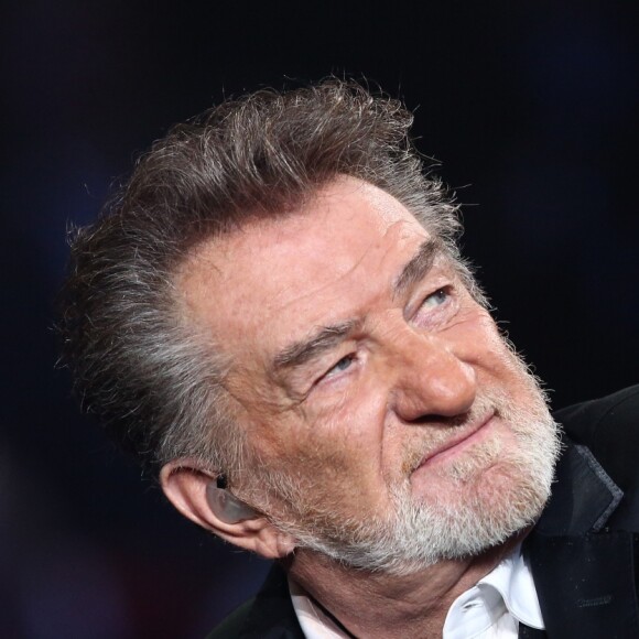 Exclusif - Eddy Mitchell - Enregistrement de l'émission Spécial Johnny Hallyday, "Johnny, la soirée événement", qui sera diffusée sur TF1 en prime-time le 20 décembre.