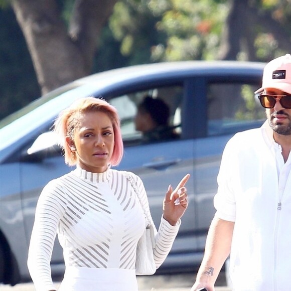 Exclusif - Mel B (Melanie Brown), accompagnée de son compagnon Gary Madatyan, emmène sa fille Madison Brown Belafonte au Agape International Spiritual Center à Culver City, le 3 décembre 2017.
