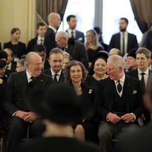 Le grand-duc Henri de Luxembourg, le roi Juan Carlos d'Espagne, la reine Sofia d'Espagne, le prince Charles - Obsèques du roi Michel de Roumanie à Bucarest, le 16 décembre 2017.