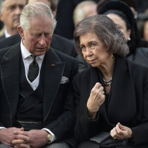 Le prince Charles, la reine Sofia d'Espagne - Obsèques du roi Michel de Roumanie à Bucarest, le 16 décembre 2017.