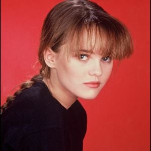 ARCHIVES - VANESSA PARADIS SUR LE PLATEAU DE L'EMISSION "SEBASTIEN C' EST FOU" 14/11/1988 - Paris