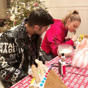Gigi Hadid et Zayn Malik fêtent Noël. Décembre 2017.