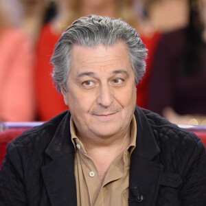 Christian Clavier - Enregistrement de l'émission "Vivement Dimanche" à Paris, le 17 décembre 2014.