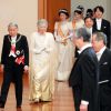 L'empereur Akihito du Japon et l'impératrice Michiko lors de la cérémonie officielle des voeux du nouvel an au palais impérial le 1er janvier 2018 à Tokyo.