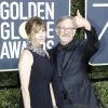Kate Capshaw et sa femme Steven Spielberg sur le tapis rouge de la 75ème cérémonie des Golden Globe Awards au Beverly Hilton à Los Angeles, le 7 janvier 2018.
