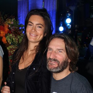 Semi-exclusif - Frédéric Beigbeder et sa femme Lara Micheli - Les deux lauréats, P. Ducrozet et J. Zarca, se partagent le prix de Flore 2017 au Café de Flore à Paris, France, le 8 novembre 2017 © Philippe Baldini/Bestimage