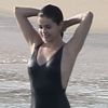 Exclusif - Selena Gomez se relaxe avec des amis et sa famille sur une plage de Cabo San Lucas au Mexique, son compagnon Justin Bieber n'est pas présent. Le 29 decembre 2017.