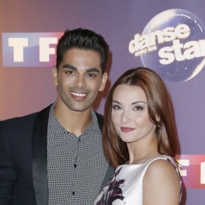 Christophe Licata, Priscilla Betti - Photocall Danse avec les stars 6 devant TF1 à Boulogne-Billancourt, le 7 octobre 2015.