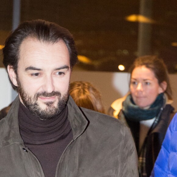 Semi-exclusif - Cyril Lignac - Arrivées à l'avant-première du film "Rock'n Roll" au Pathé Beaugrenelle à Paris le 13 février 2017.